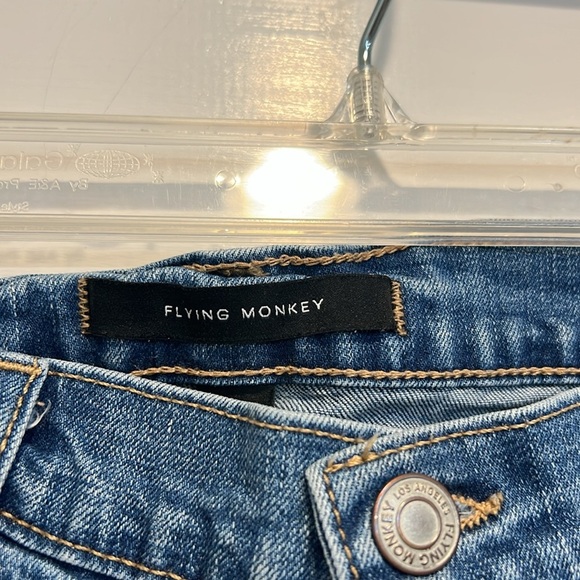 Flying Monkey by Buckle distressed skinny jeans size 29. - Picture 3 of 7